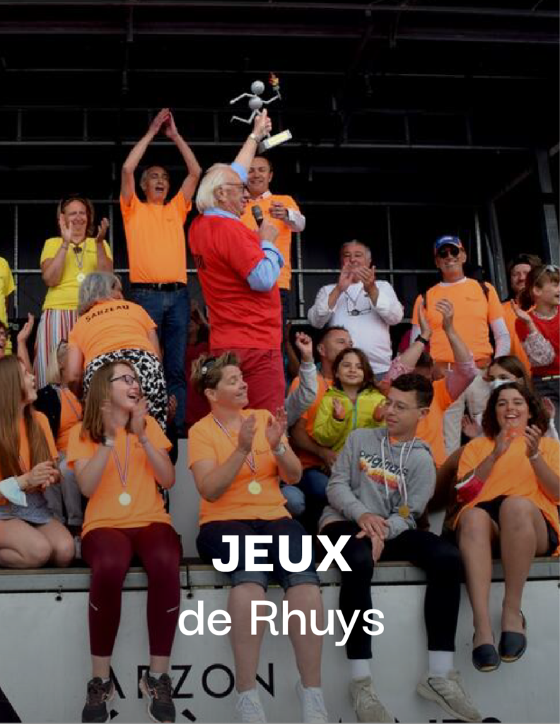 Photo d'une &eacute;quipe lors des jeux de Rhuys Surzur